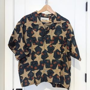 Story mfg Greetings Shirt Star Resist Block Primt